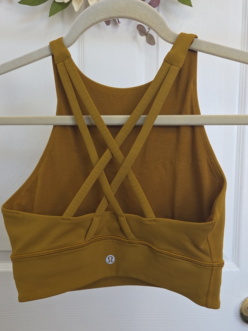 lululemon athletica Mustard Cross-Back Sports Bra Size 6